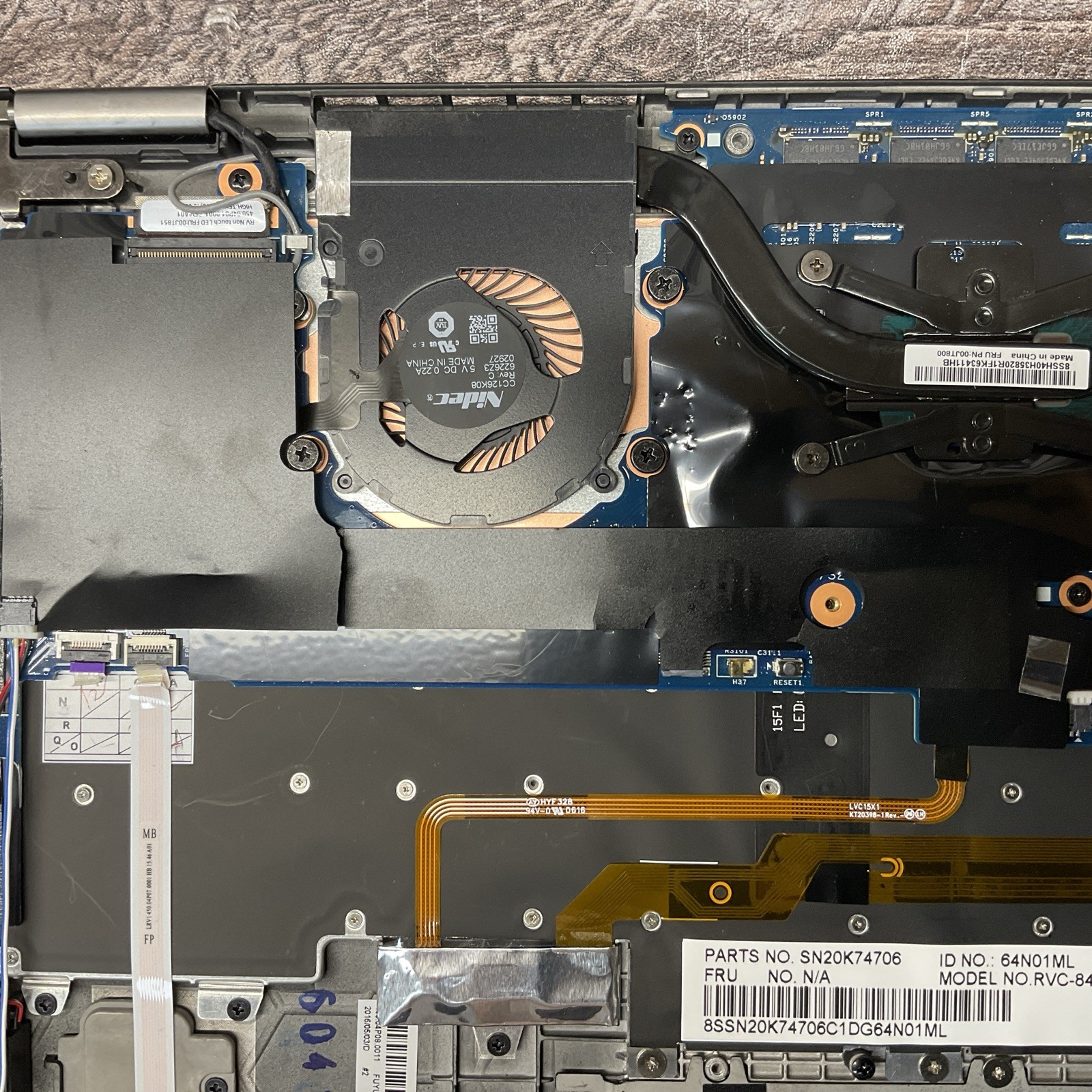 Lenovo ThinkPad X1 Carbon 4th Gen / i7 6th / 8GB / No SSD / O10