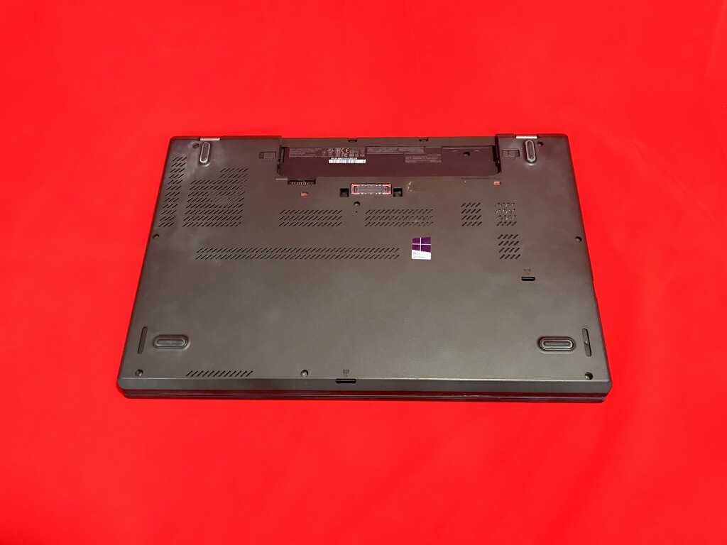 Lenovo ThinkPad P50S Core i5 6300U NO RAM NO HDD