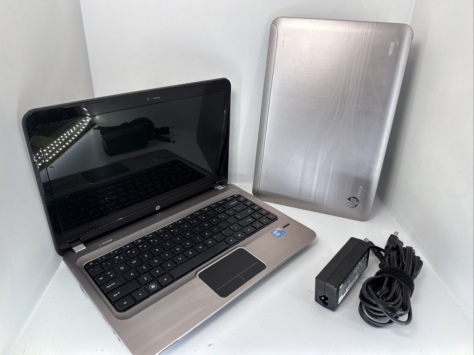 Lot of 2 HP Pavilion dm4 14″ Laptop Intel i5-2430M 4GB Ram Working