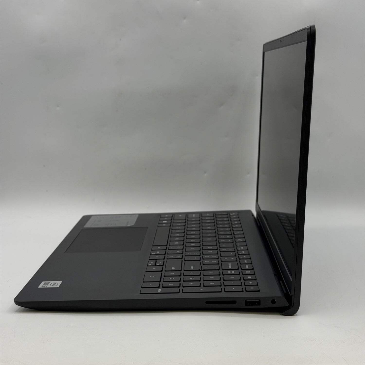 Dell Inspiron 3511 15.6″ i5-1035G1 1.2GHz 16GB RAM 500GB SSD