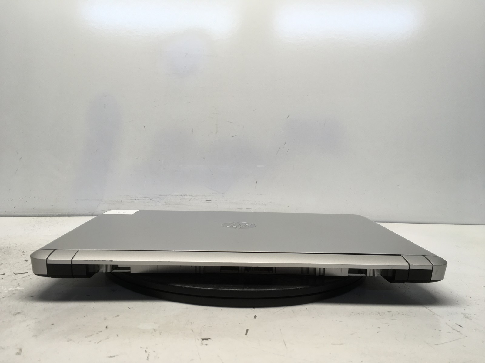 HP Pavilion 15 AMD A10-8700P 1800MHz 8 GB NO HDD No Batt