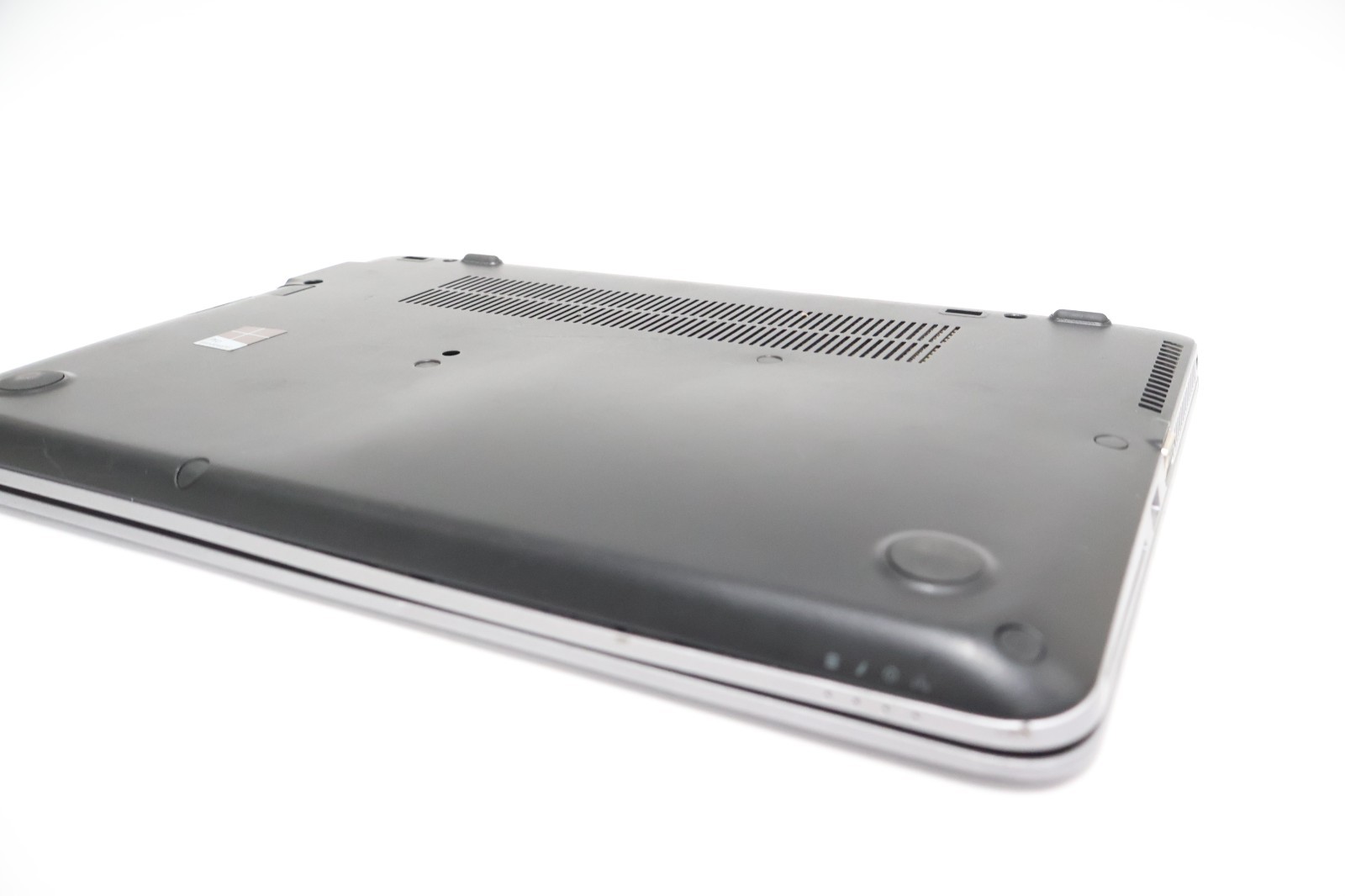 HP Elitebook 725 G3 – AMD PRO A12-8800B R7 – 8GB RAM – 256GB SSD NO OS READ DESC