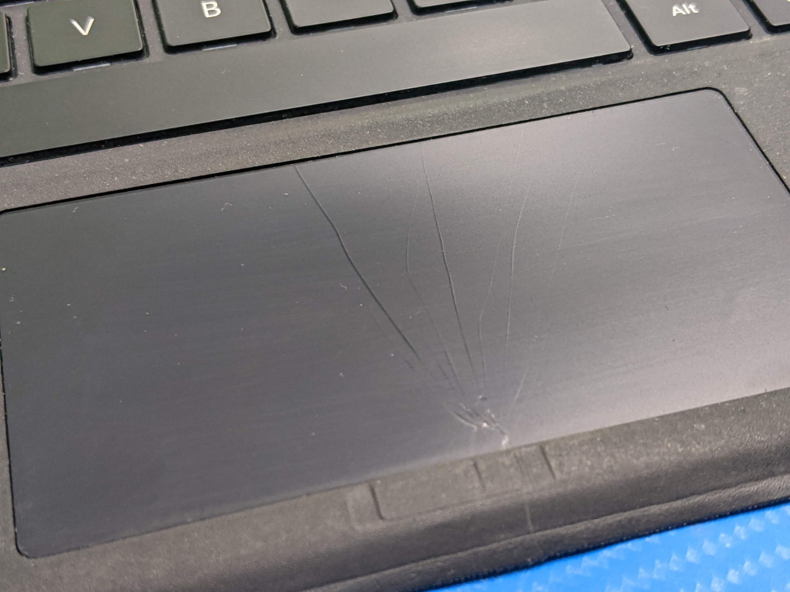 MS Surface Pro 6 1796 12.3″ 2736×1824 TOUCH i7-8650U 1.9GHz 8GB 256GB SSD AS-IS