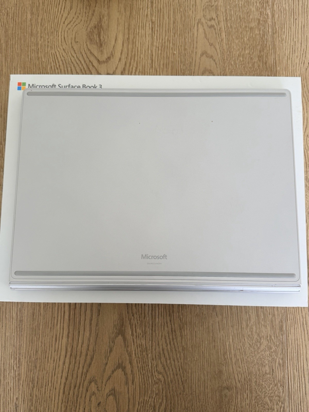 Microsoft Surface Book 3 13.5″ 10th Gen i5 1.2GHz 8GB-256GBSSD Windows 11 Pro