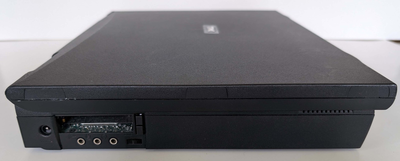 Dell Inspiron 7000 PPI Laptop Service Tag V85Z2 P/N 9277P Rev. A01 For Parts