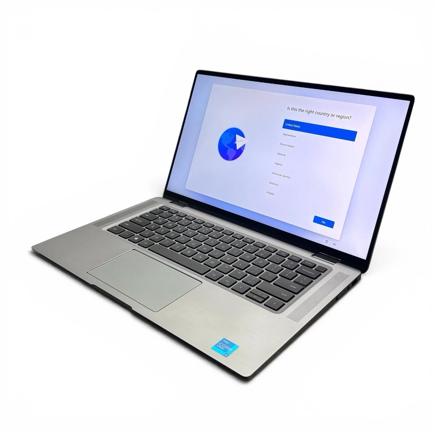 Dell Latitude 9520 2-in-1| i7-1185G7 |16 GB| 512 NVMe| 15.6″ Touch Win 11 Office