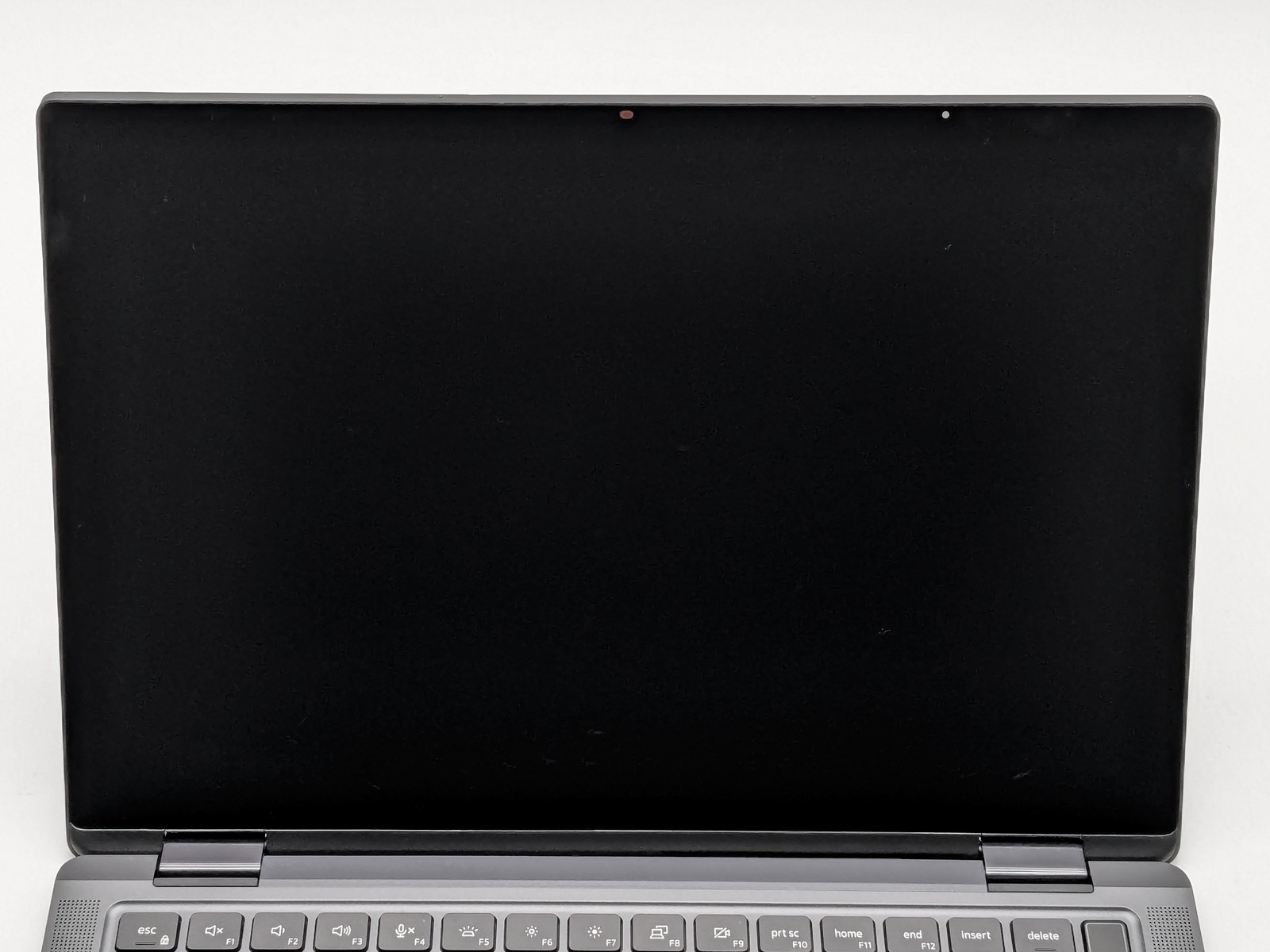 Dell Latitude 9330 2-in-1 13″ 2560 x 1600 Touch I5-1240U 256GB SSD 16GB W11P