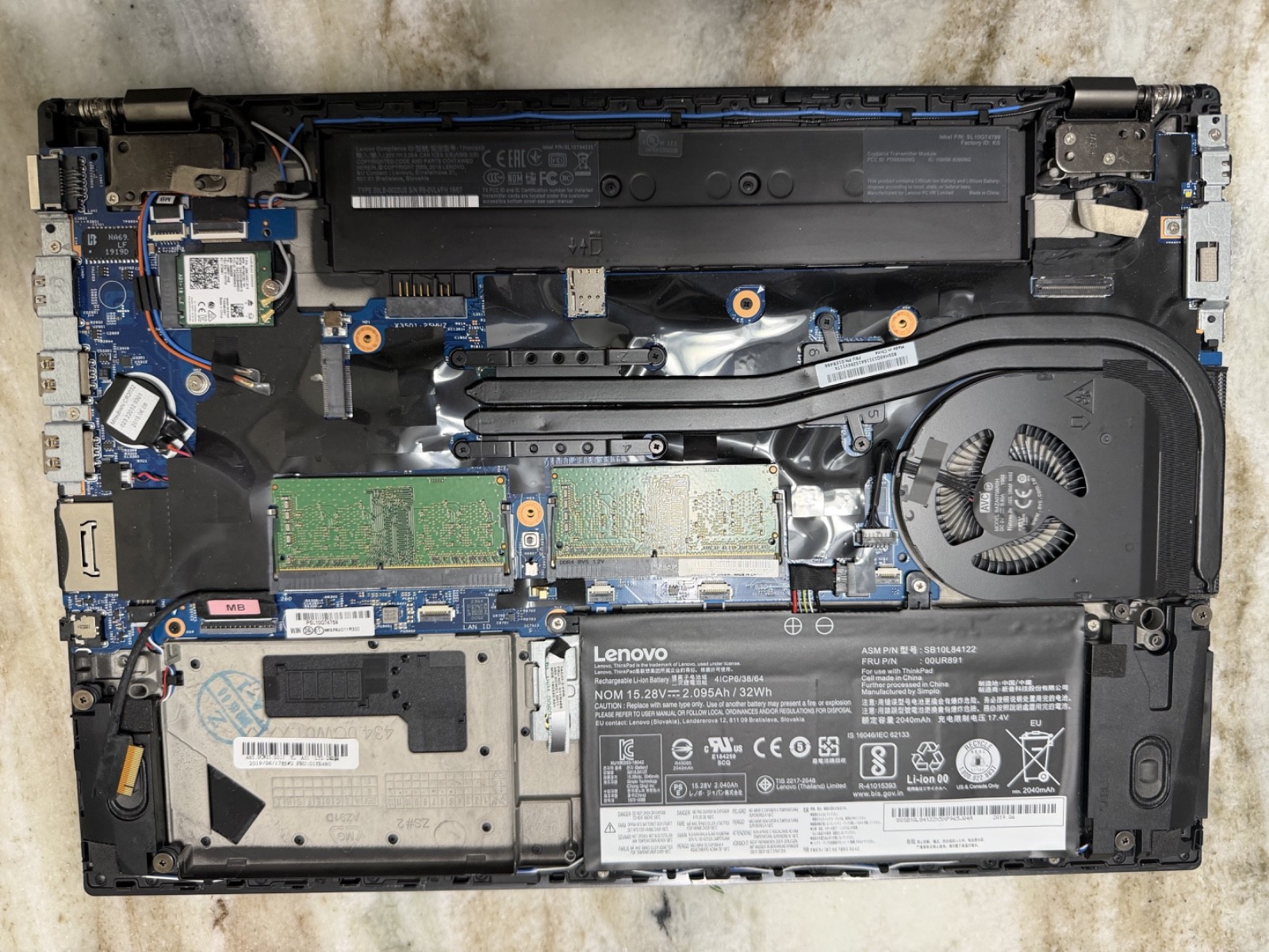 Lenovo Thinkpad p52s Intel Core i7-8550U, 16gb, FOR PARTS OR REPAIR