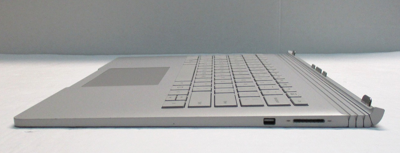 Microsoft Surface Book 1/ 13.5″ 1705 NVidia GPU Keyboard Base Only/Battery 86 %