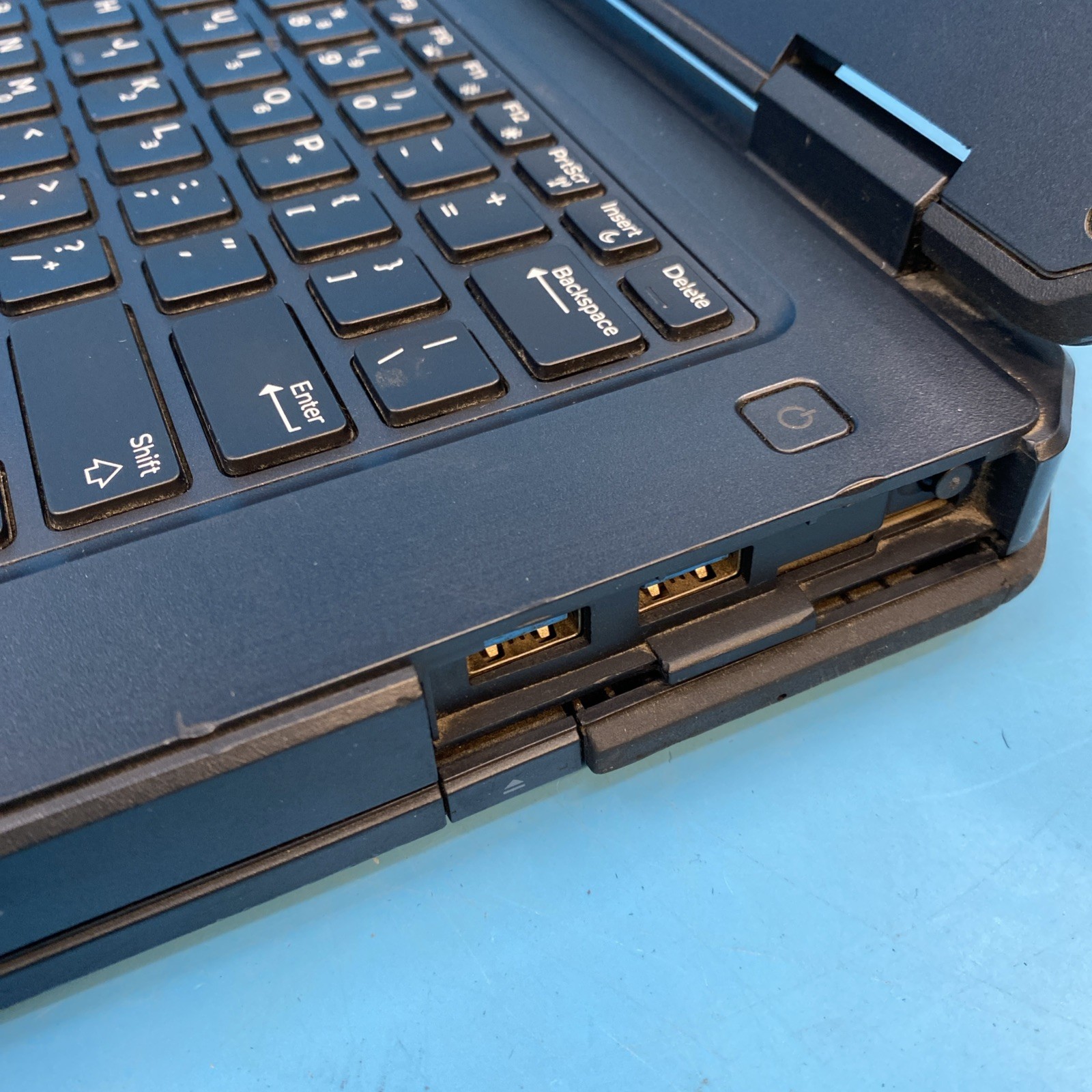 (LOT OF 13) Dell Latitude Rugged Laptops | i5 4TH-8TH | 4-16GB RAM | NO DRIVE/OS