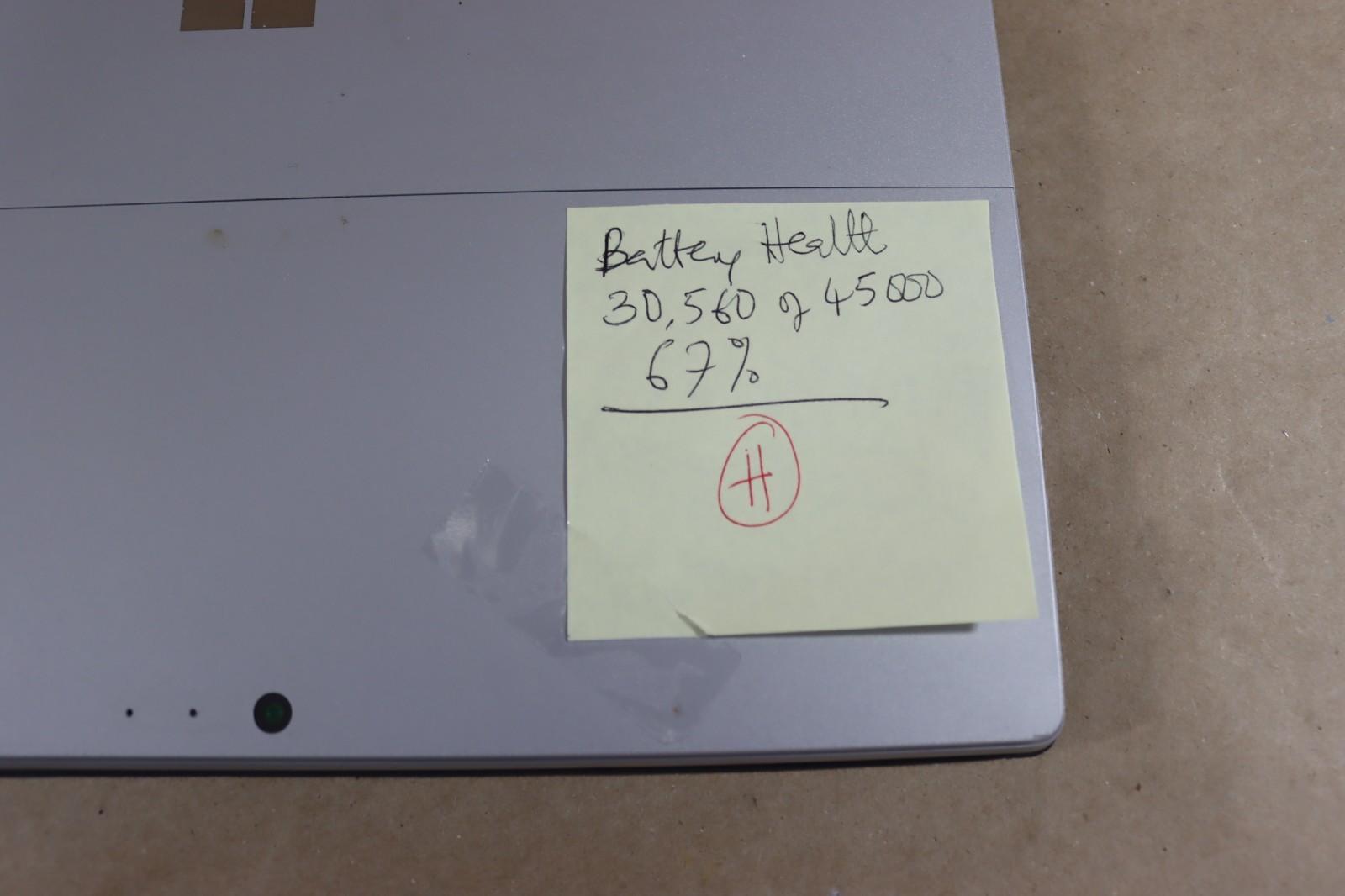 Microsoft Surface Pro 5 i5-7300U 8GB RAM 256GB Wi-Fi + LTE