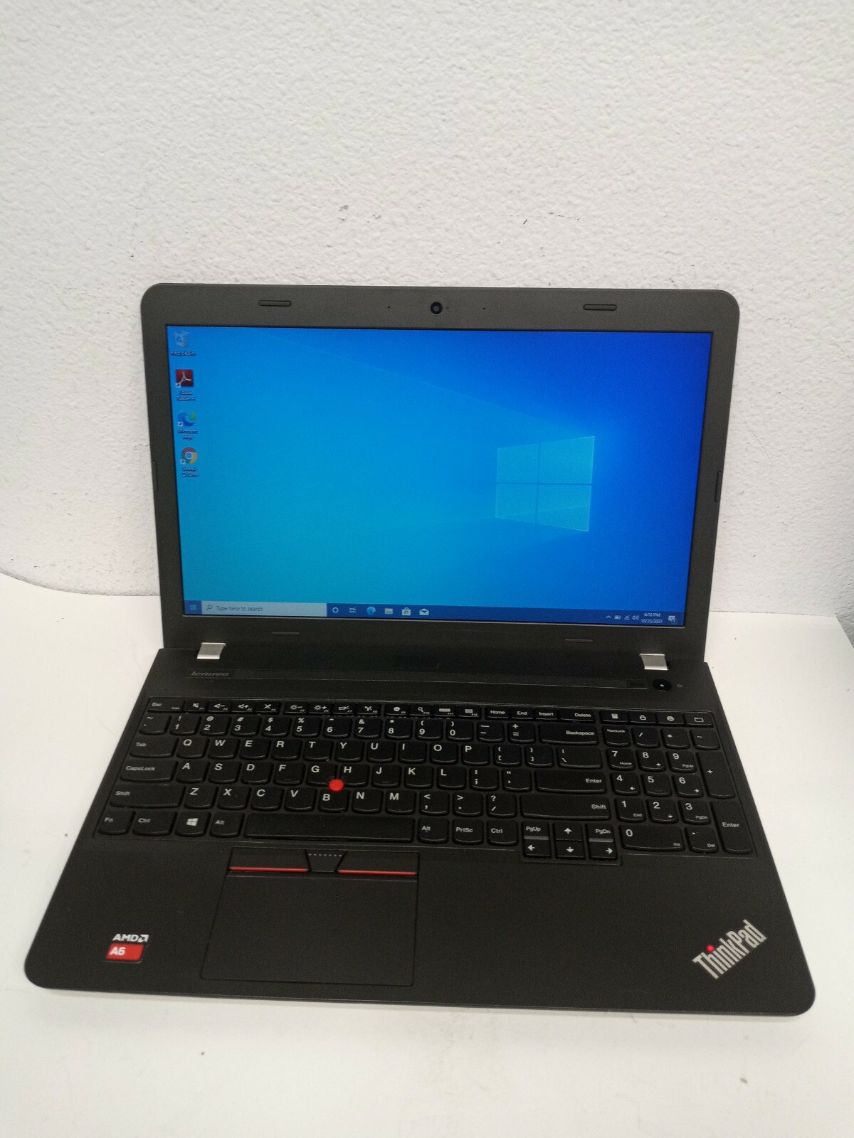 Lenovo Thinkpad E555 15.6” AMD A6-7000 Radeon R4 2.2GHz 4GB 500GB HDD BT Win10
