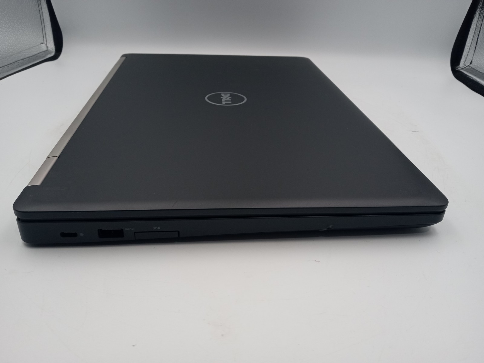 Dell Latitude 5580 15″ Intel i5-6300U 4GB RAM 128GB SSD Win11 – READ DESC.-RR
