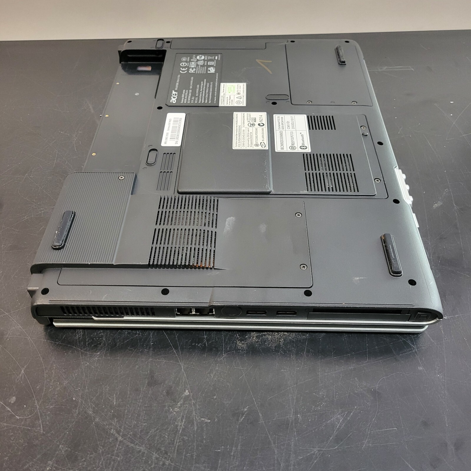 Acer Extensa 6600 15″ Intel Pentium m 725 1600 MHz 2 GB RAM 0 GB HDD