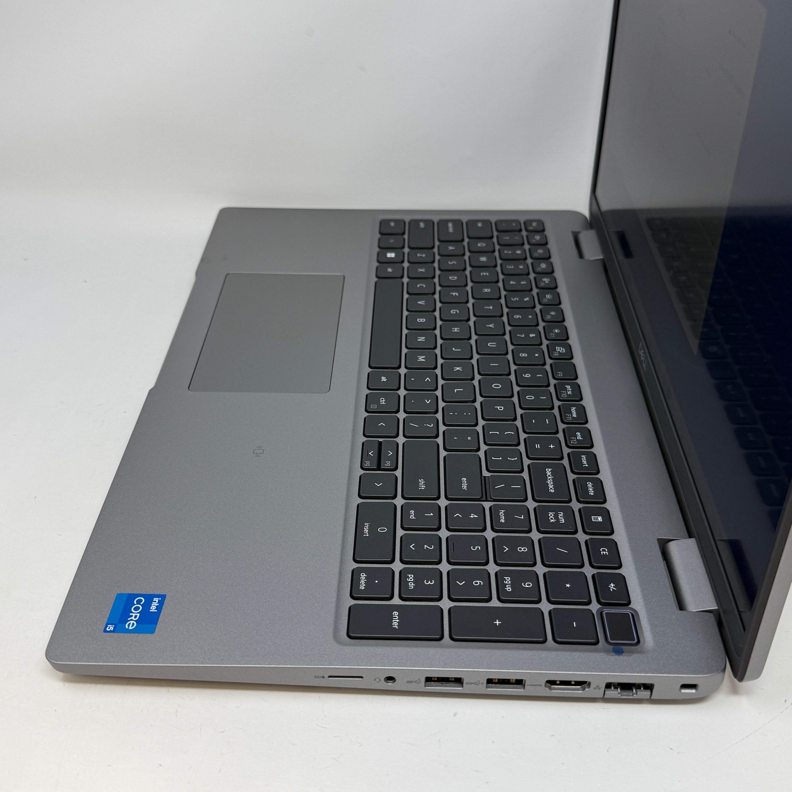 Dell Latitude 5540 15.6″ i5-1345U 1.6GHz 16GB RAM 512GB SSD