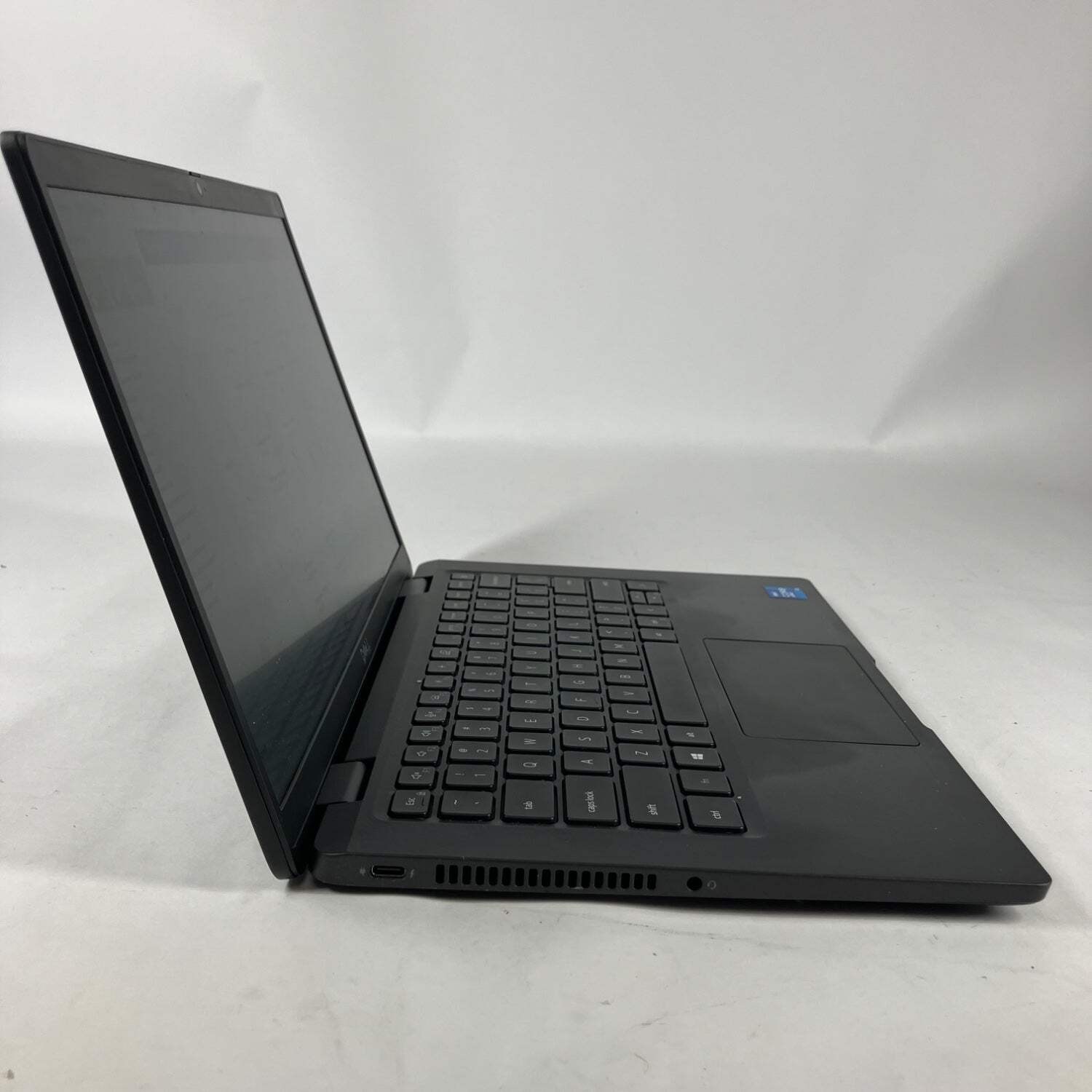 Broken Dell Latitude 7320 13.3″ i5-1145G7 2.6GHz 16GB RAM NO SSD NO OS