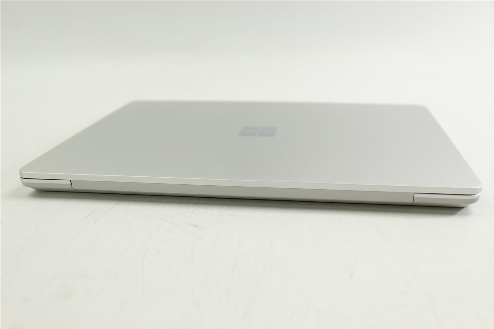 Microsoft Surface Laptop Go 2 2013 12.4″ i5-1135G7 256GB SSD 16GB RAM W11H