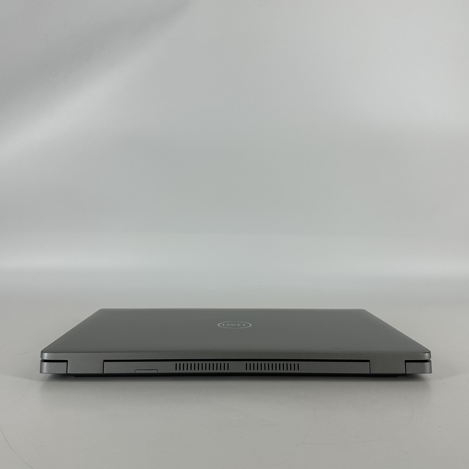 Dell Latitude 5430 14 Gray FHD 1.7 GHz i7-1255U 16GB RAM 256GB SSD Very Good