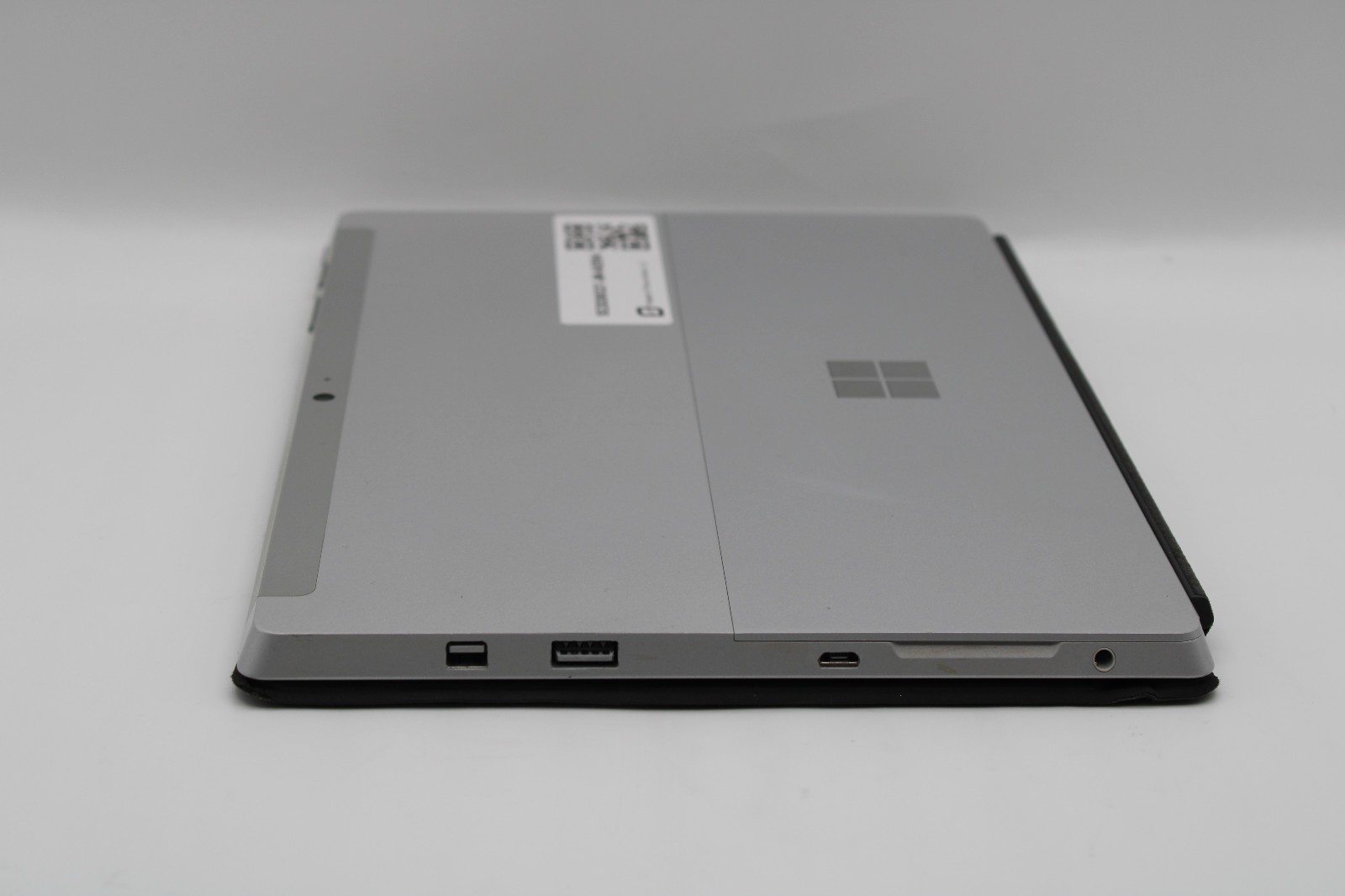 Microsoft Surface 3 WiFi + LTE _ Atom 7-Z8700 @ 1.6 _ 4GB / 128GB _ No OS