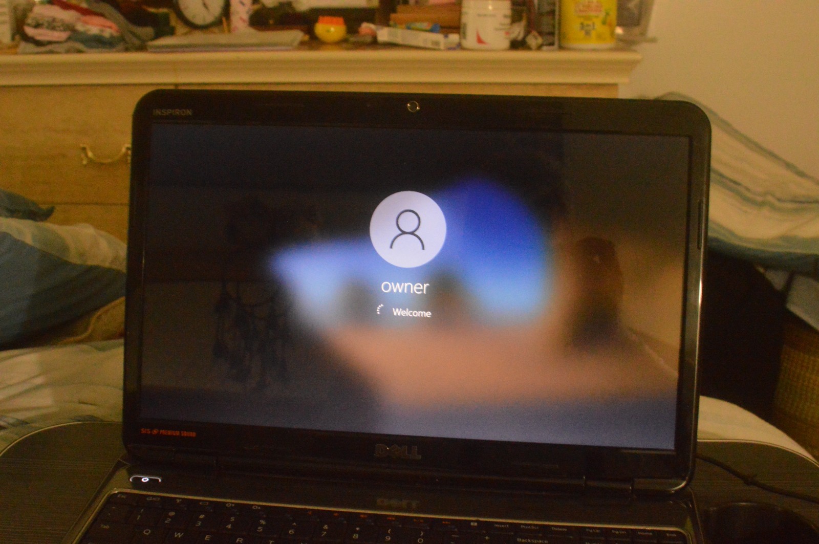 dell 3721 inspiron 16mag ram/930maga bites h/drive /win 10