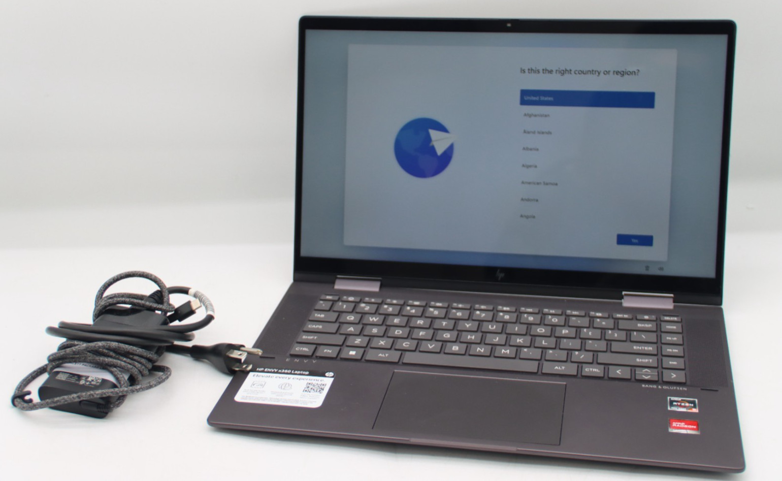 HP Envy X360 2-in-1 15-fh0013dx 15.6″ FHD Touch AMD Ryzen 5 7530U 8GB 256GB SSD