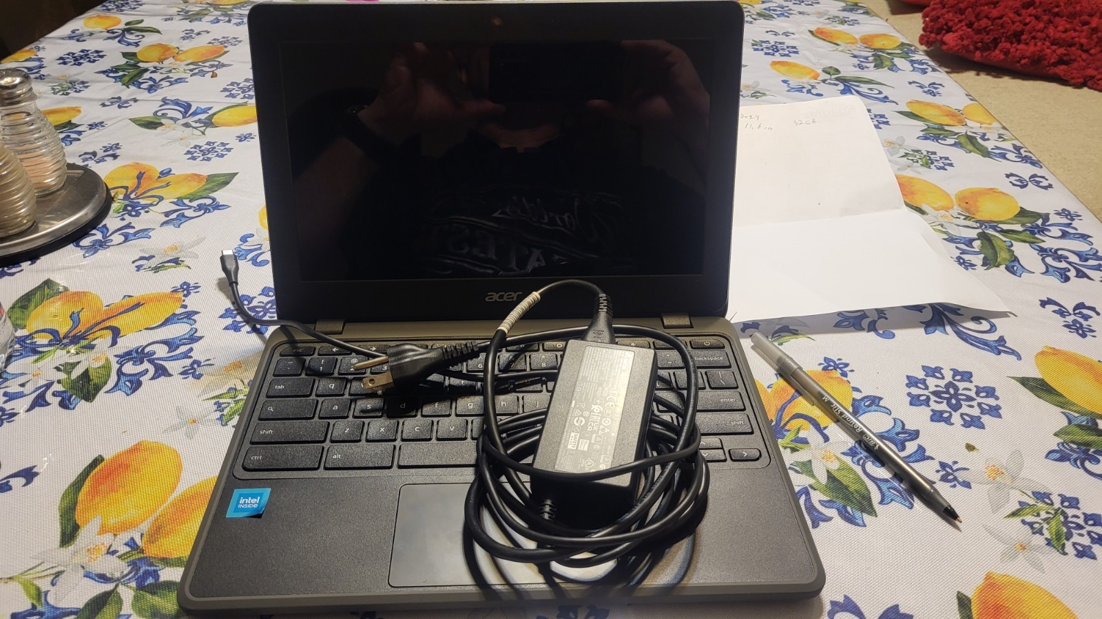 Acer ChromeBook 11.6 inch Intel Celeron N, 2.48GHz, 4GB) Notebook/Laptop