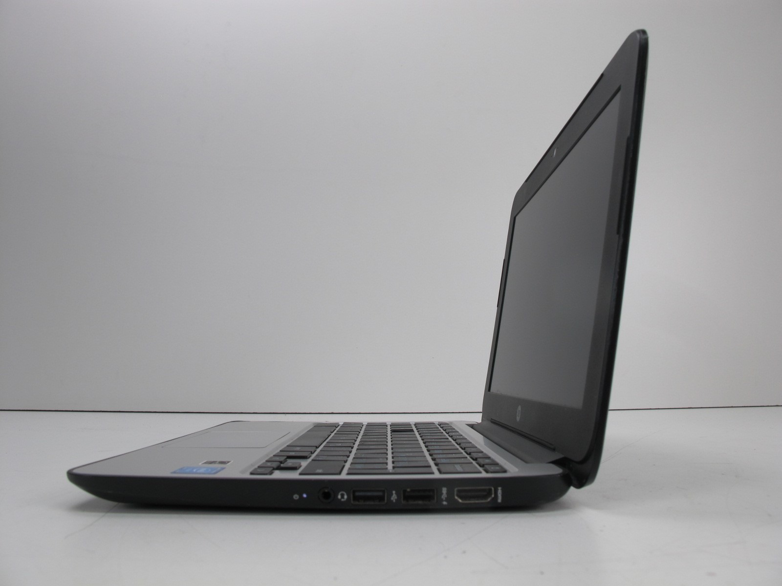 HP Chromebook 11 G4 Laptop 11.5″ Intel Celeron N2840 2.6GHz 2GB RAM 16GB HDD