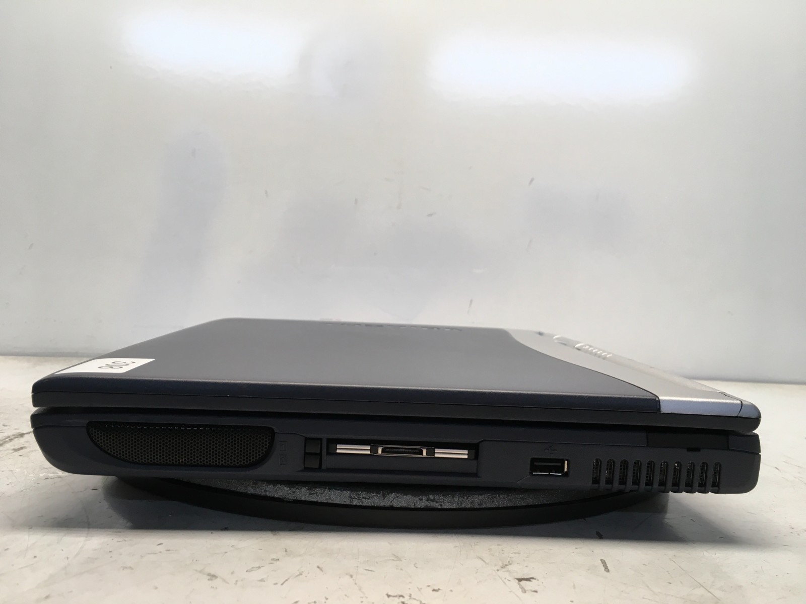 Toshiba Satellite 1000-S157 Mobile Intel Celeron 1.06GHz 246 MB NO HDD