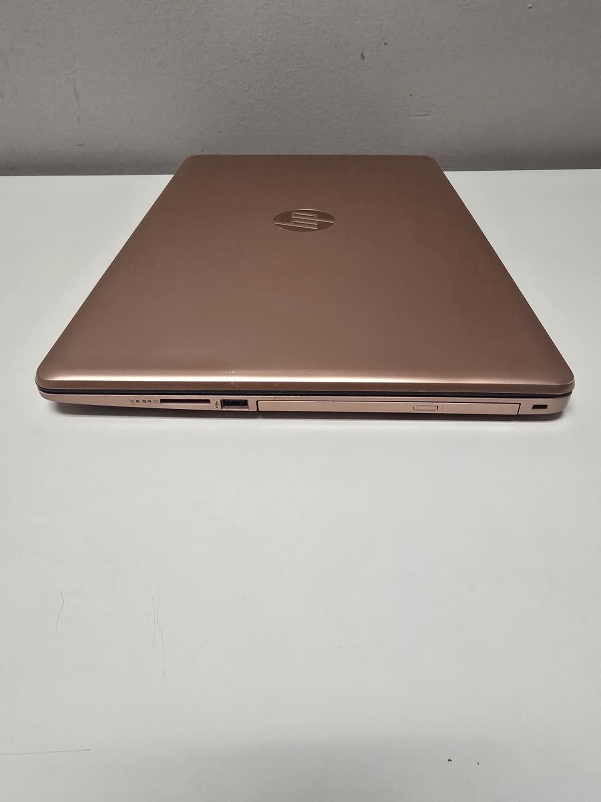 HP Laptop 17-BY Gold Touchscreen | Pentium 16GB RAM 256GB SSD | HD+ Backlit