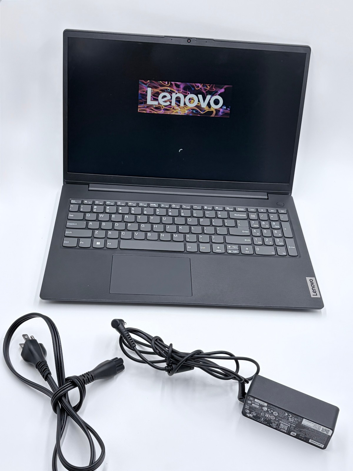 Lenovo V15 G2 IJL Laptop : 32GB RAM; 932 GB harddrive; Win 11 Home