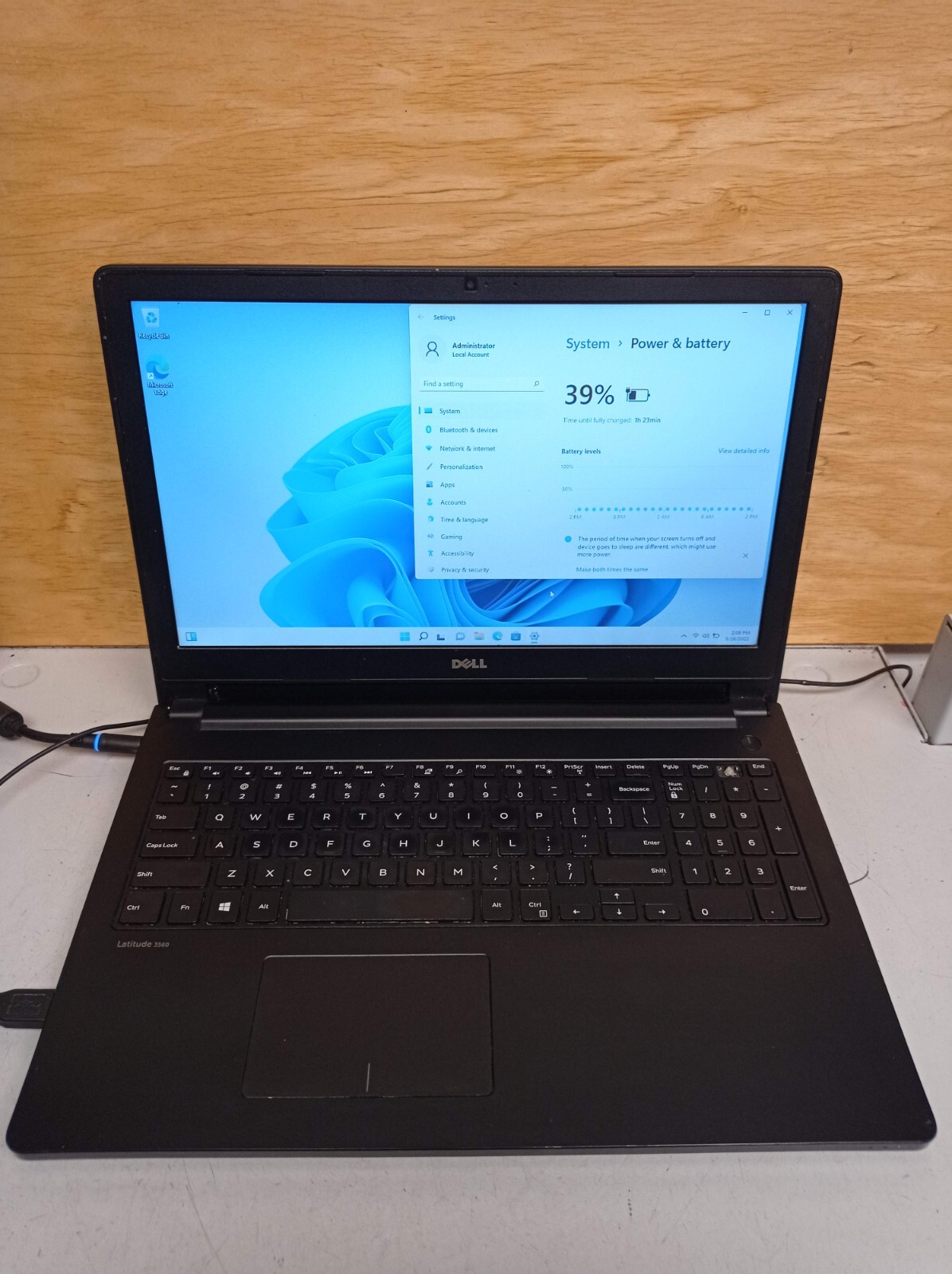 Dell Latitude 3560 Pentium 3825U 1.9 GHz 8GB RAM 500GB HDD 15.6″ w/Charger Win11