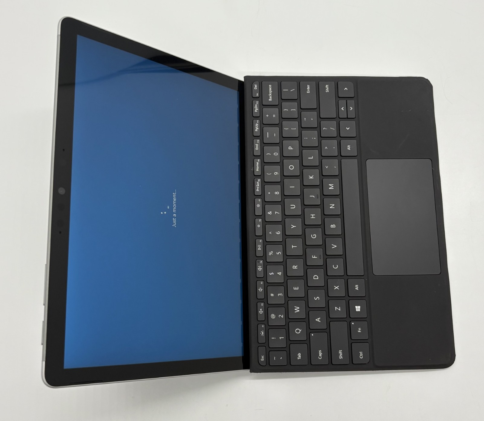 Microsoft Surface Go 3 1926 Pentium Gold 6500Y 1.10 GHz 4GB 64GB NVMe + Keyboard