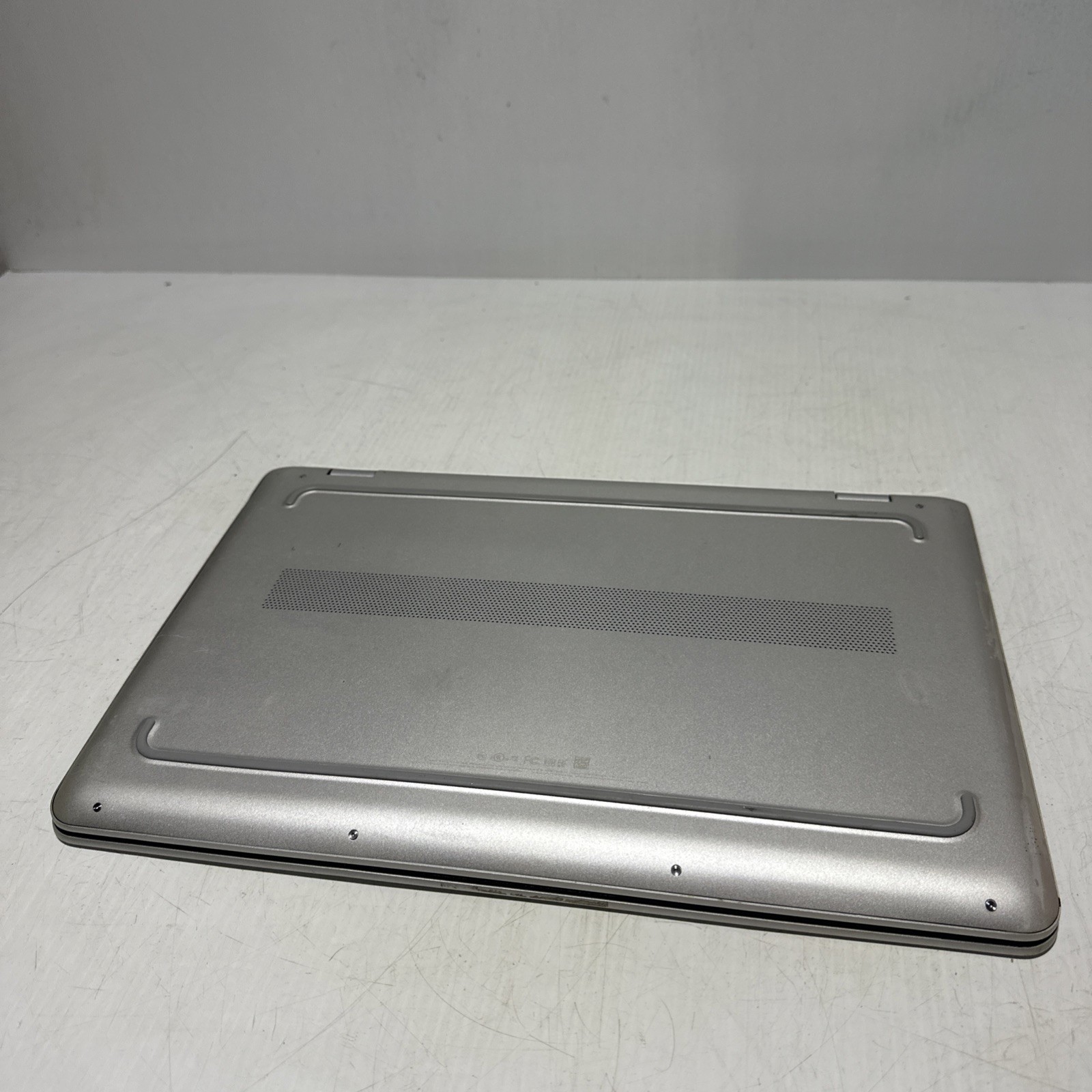 Hp Envy 15″ Notebook i7-7500u 8gb Ram 256gb SSD Windows 10 Home