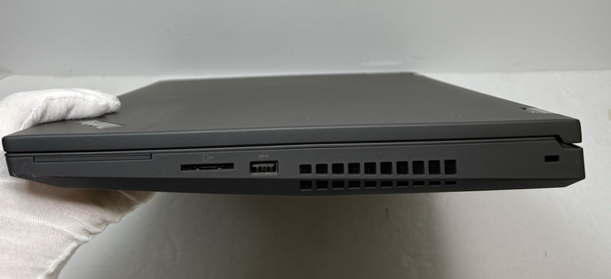 Lenovo ThinkPad P17 Gen 2 17.3″ i7-11800H 512GB SSD 16GB, RTX A2000, Batt 98%