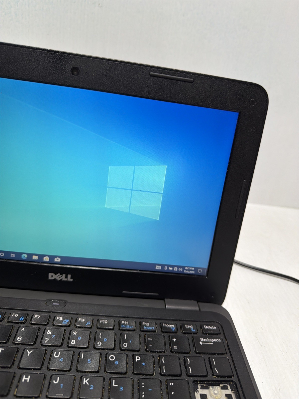 Dell Latitude 3180 11″ Laptop Celeron N3350 4gb Ram 64gb SSD Windows 10 Pro