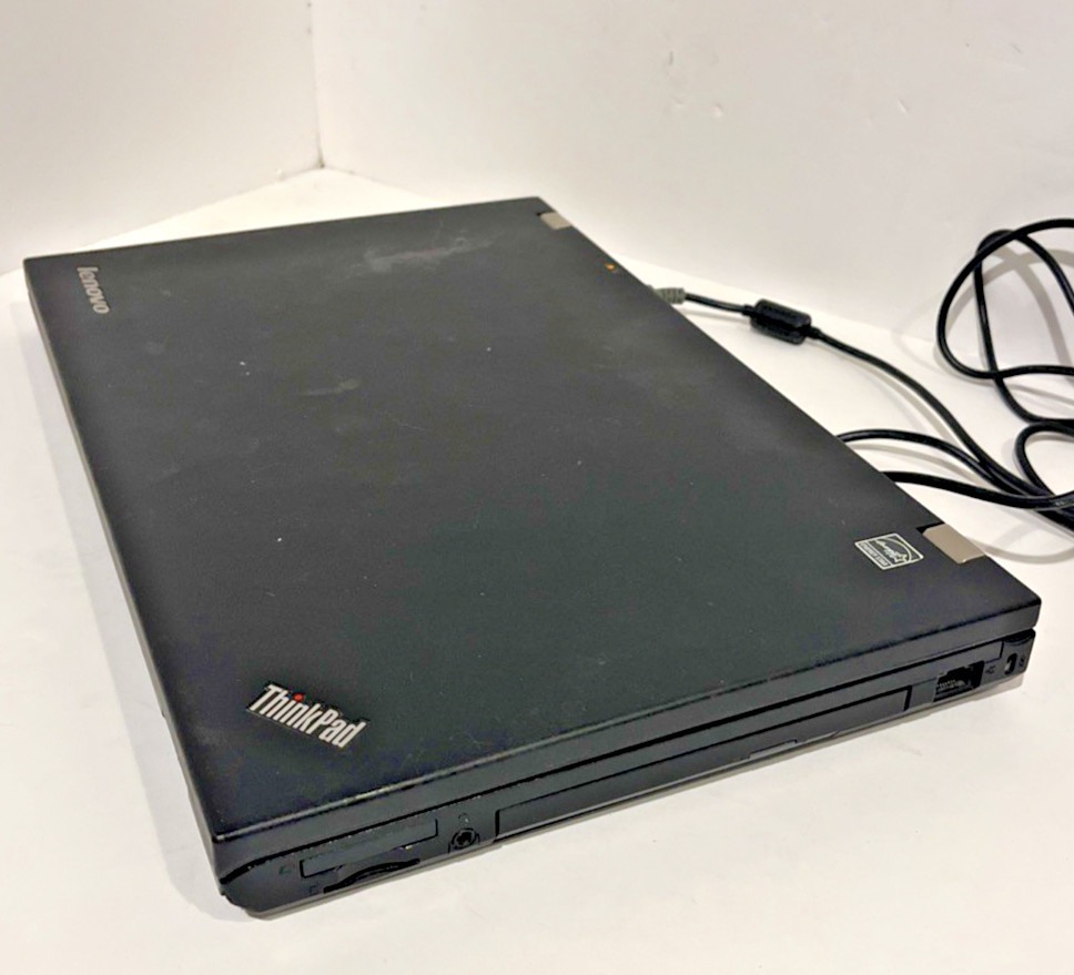 Lenovo ThinkPad T520 4240 15.6in. Notebook/Laptop