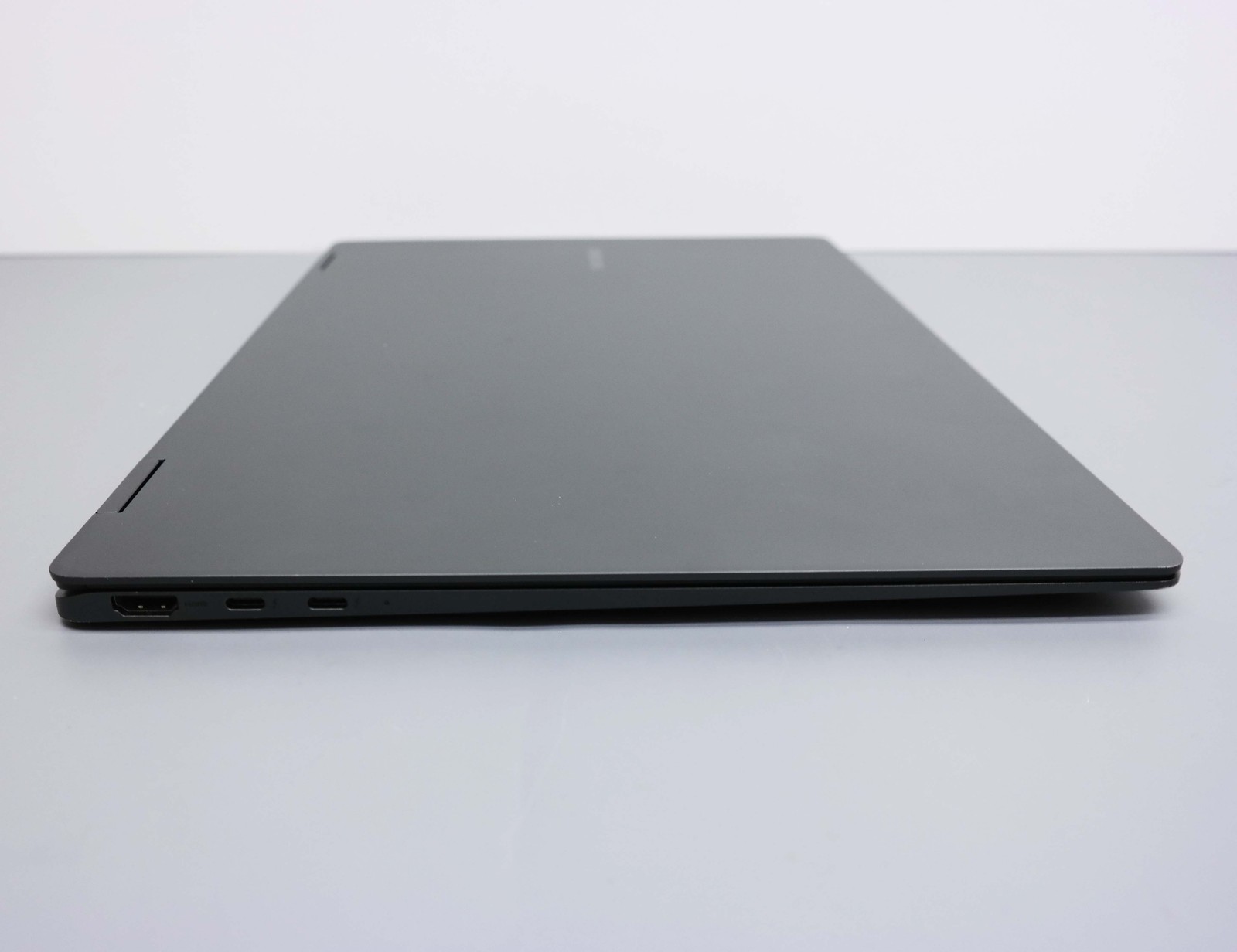 Samsung Galaxy Book3 Pro 360 16″ NP960QFG-KA1US i7-1360P 16GB 1TB SSD