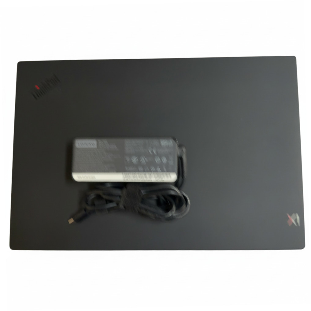 Lenovo ThinkPad X1 Carbon Gen 6 i5-8365U 8GB RAM 238GB SSD Win 11 Pro