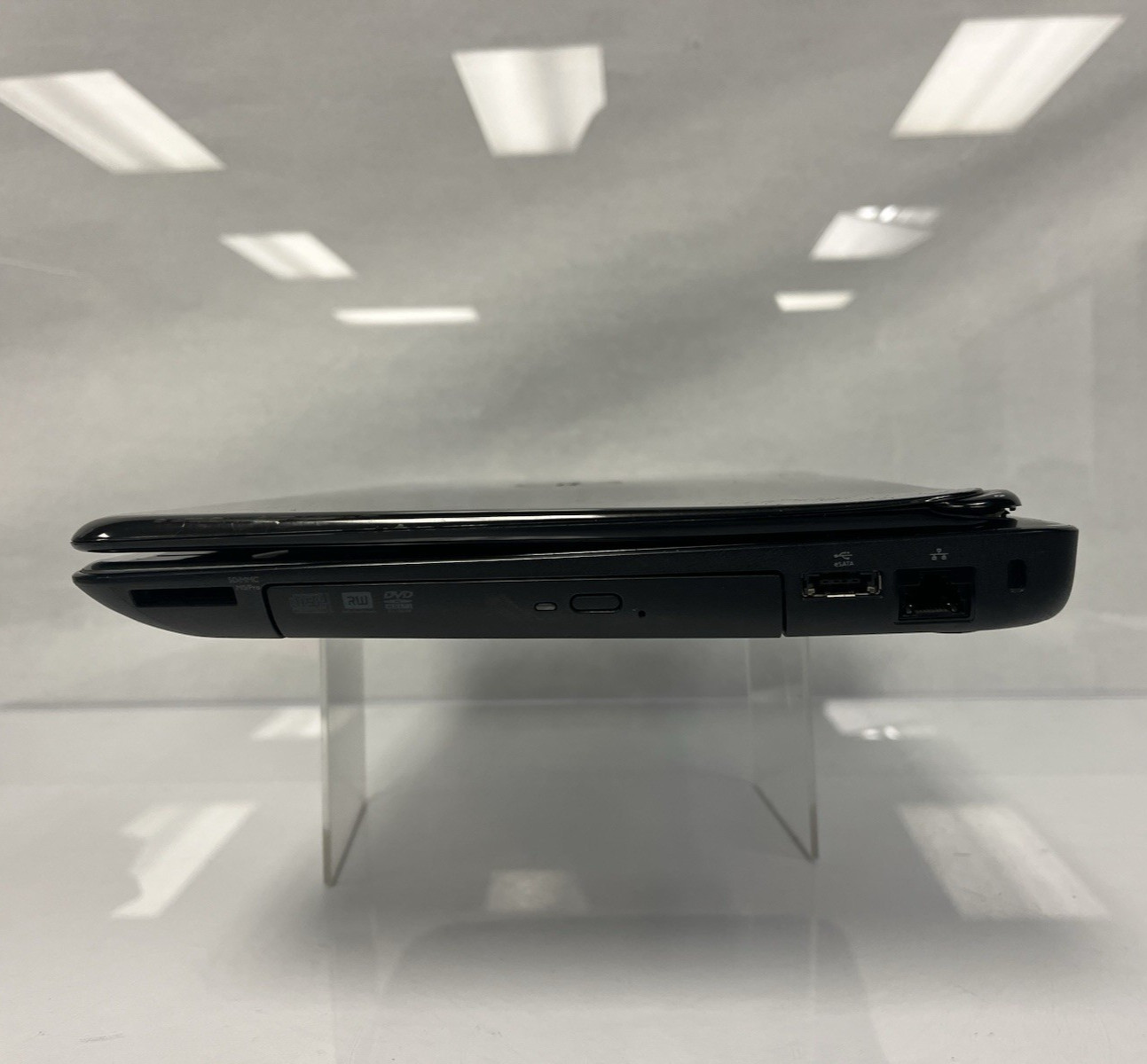 DELL INSPIRON N5010 INTEL CORE I3 M370 2.40GHZ 3GB RAM NO HDD NO OS