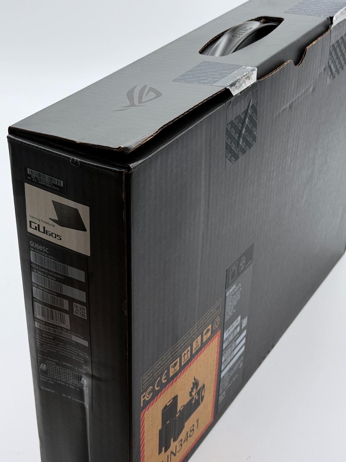 OPEN BOX Zephyrus GU605 240Hz QHD+ 5.4 GHz Ultra 9 285H 32GB 1TB RTX 5070 Ti