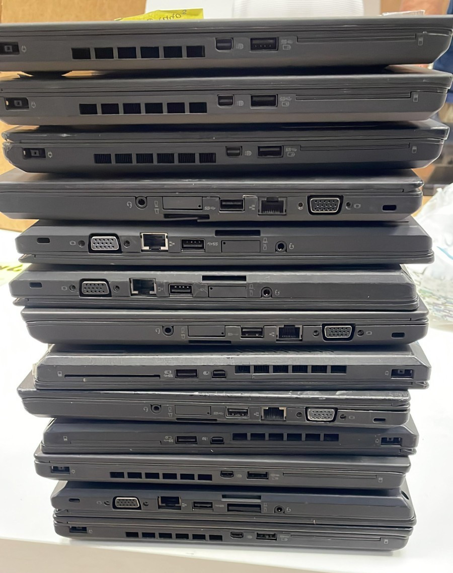 Lot of 13 Lenovo ThinkPad T440 14″ Laptop Intel i5-4th Gen 8GB RAM No HDD Boots