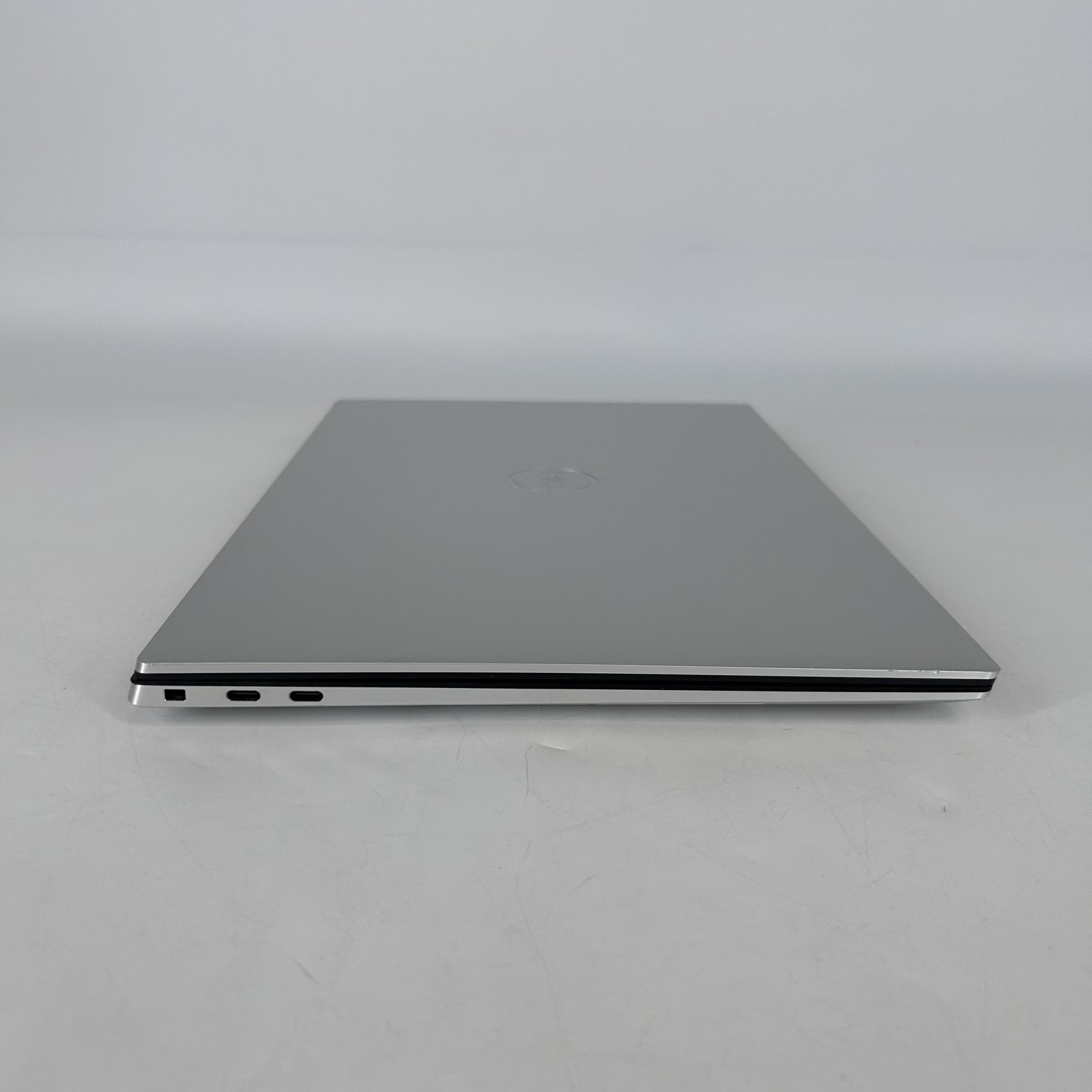 Dell XPS 15 9510 3.5K TOUCH i9-11900H 2.50GHz 16GB 512GB SSD NVIDIA RTX 3050 Ti