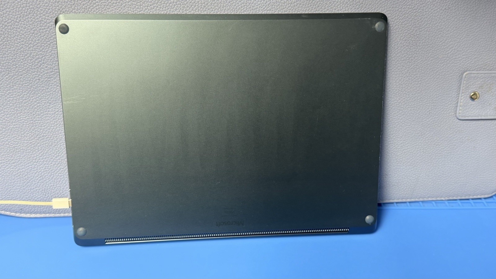 Microsoft Surface Laptop 3 13.5” i5 8GB 256GB SSD Touch Disabled