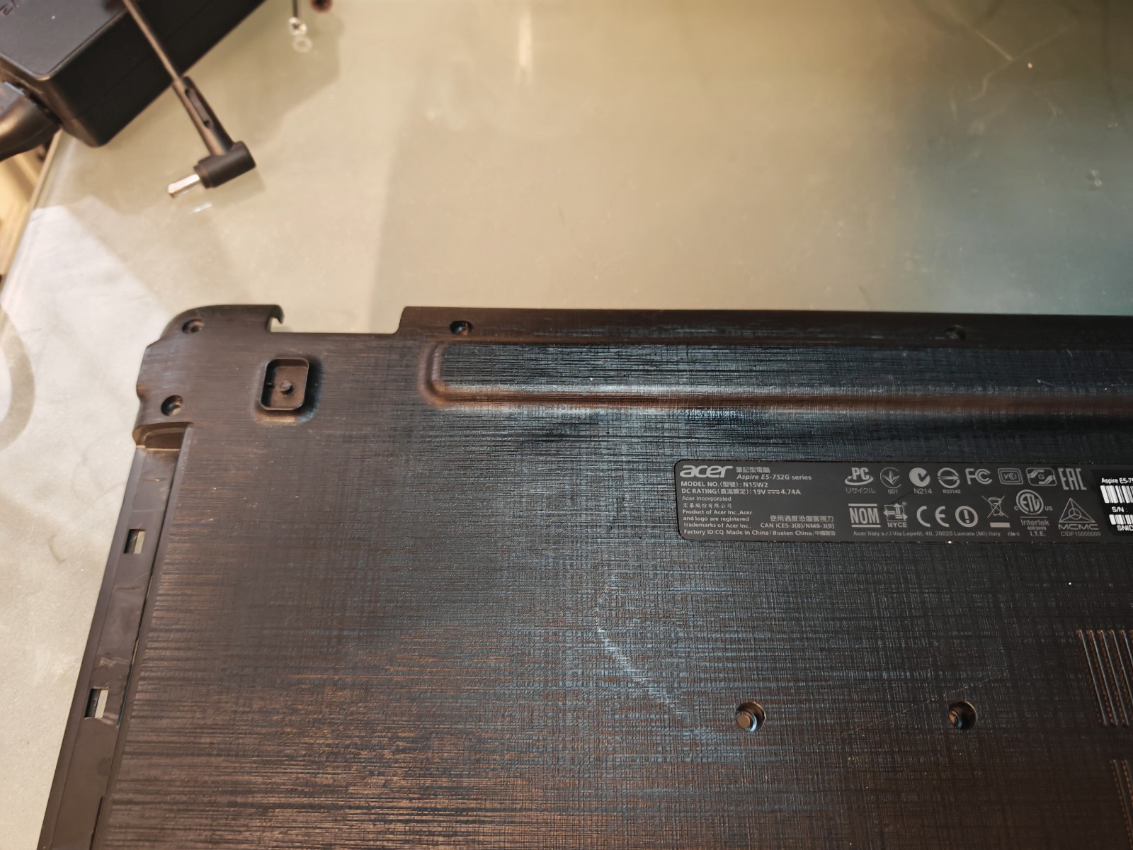 ACER E5-752 E5-772 E5-722 E5-773 BOTTOM CASE 46004X0D0004