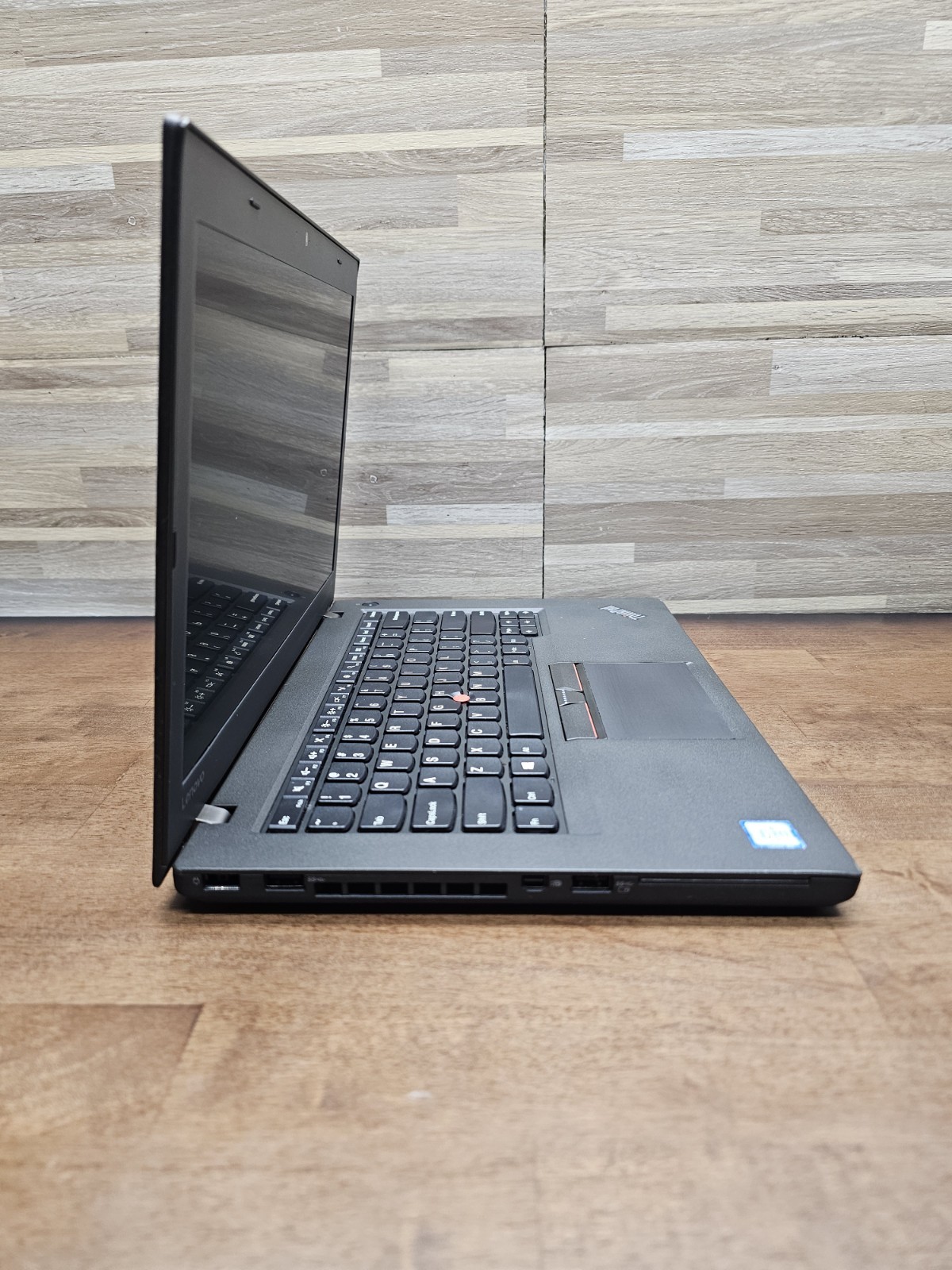 Lenovo ThinkPad T460s Laptop Intel i5 Vpro – 6300U 2.4GHz FOR PARTS