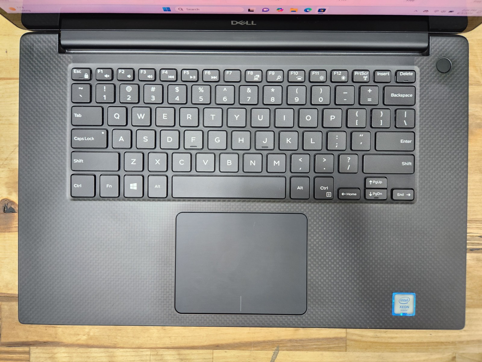 Dell Precision 5540 15.6″ 4K Touchscreen E-2276M 16GB 512GB SSD Quadro T2000 ~