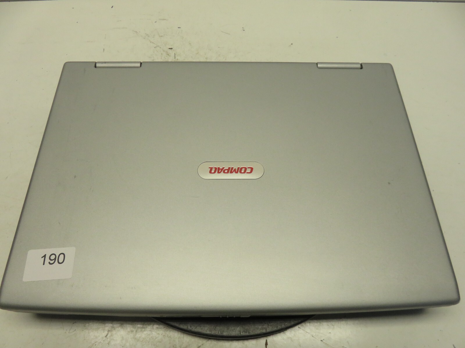 Compaq Presario X1000 Intel Pentium M 1400MHz 1 GB NO HDD No Batt