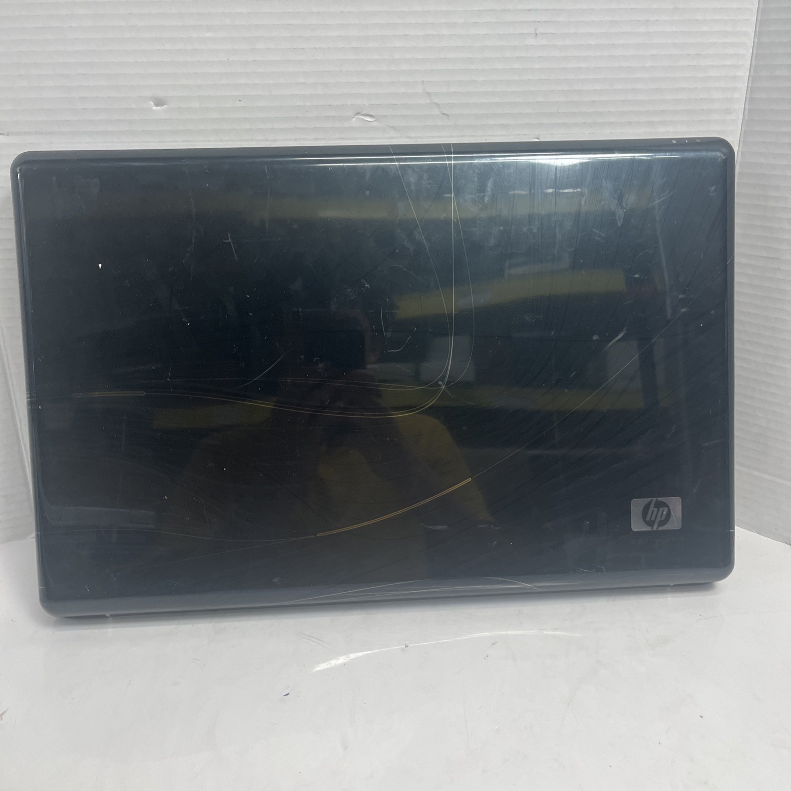 HP HDX18 18.4” Intel Core2Duo P8400 2.26GHz 2GB DDR2 RAM No HDD/OS! Blu-Ray #69