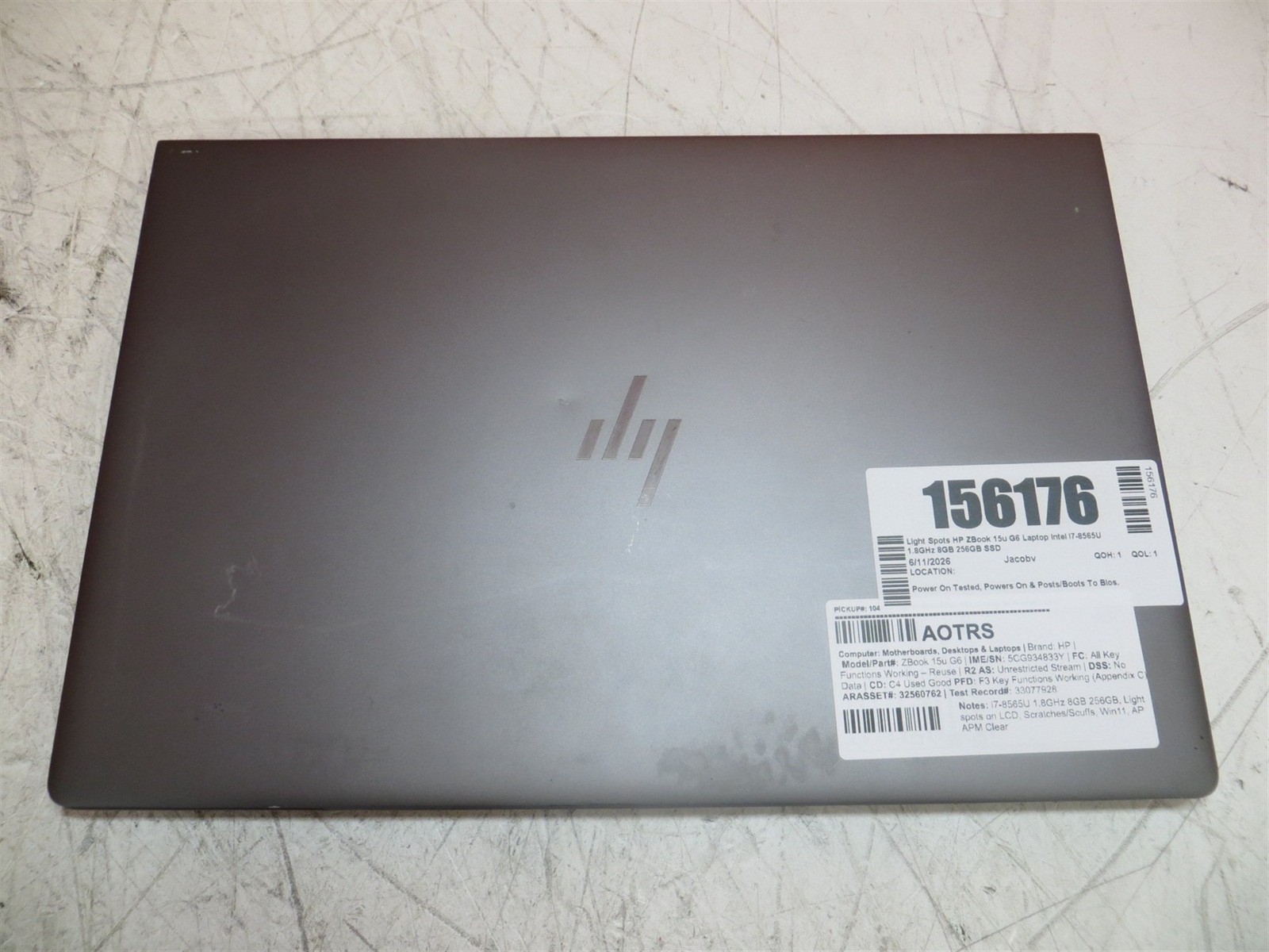 Light Spots HP ZBook 15u G6 Laptop Intel i7-8565U 1.8GHz 8GB 256GB SSD