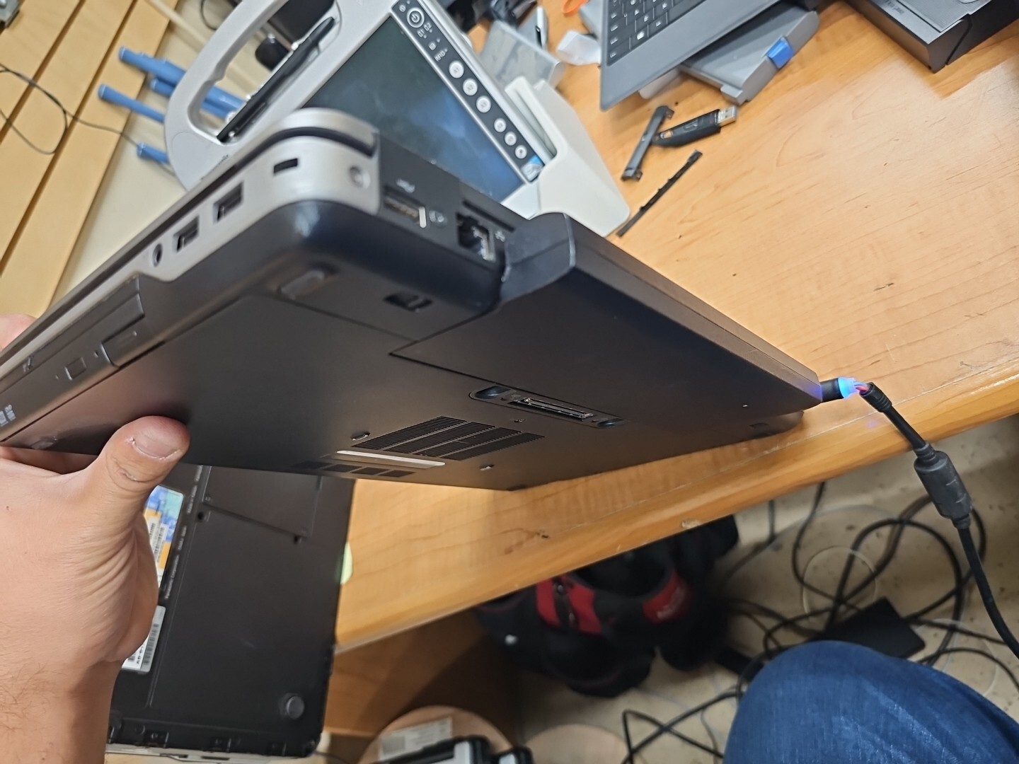 Dell Latitude E6440 14” / Intel Core i5-4310M @ 2.70GHz / No Hd/ Os 4gb 21423